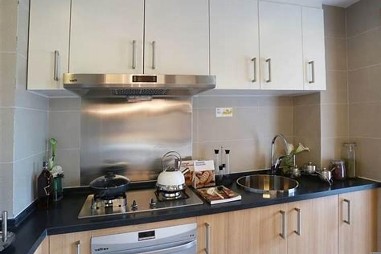 厨房灶台和水池怎样摆放