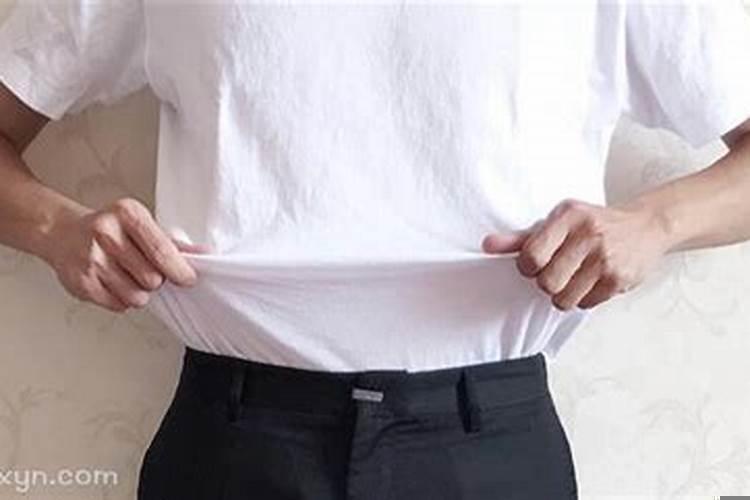 梦到穿别人衣服是什么意思啊