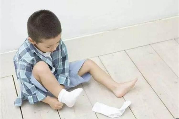 梦到穿别人衣服是什么意思啊