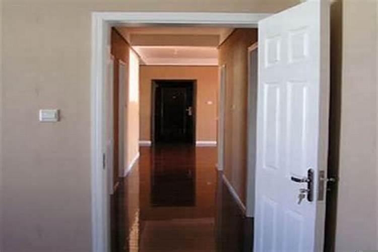 厅里有五个门好不好