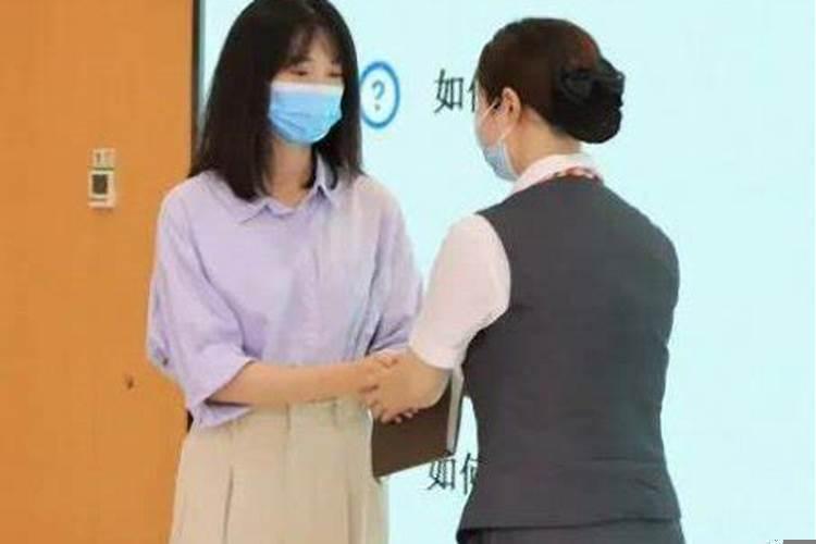 接待客人时应该注意哪些礼节问题