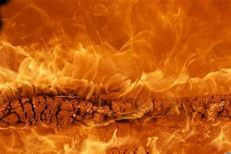 做梦梦到奶奶火葬