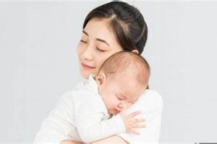 梦见自己抱着小女孩什么意思呀