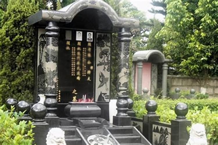 墓碑上的字用什么颜色好