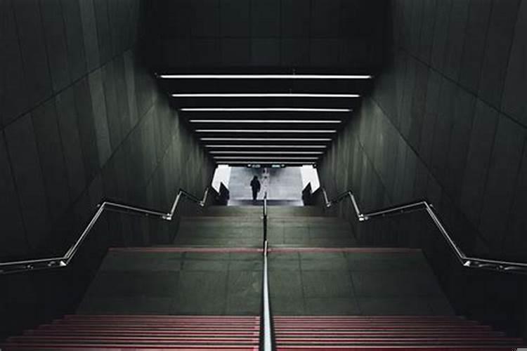 未婚女子梦见自己结婚了是什么征兆