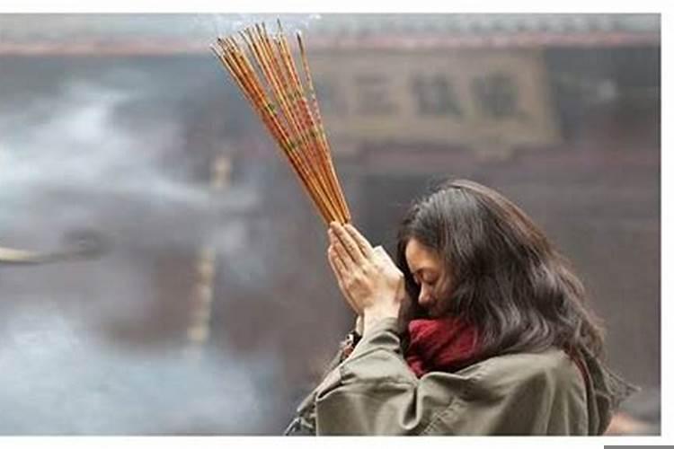 供佛什么日子上香