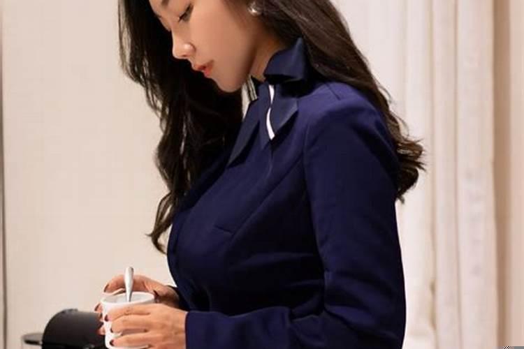 梦见刚买的手机掉水里了