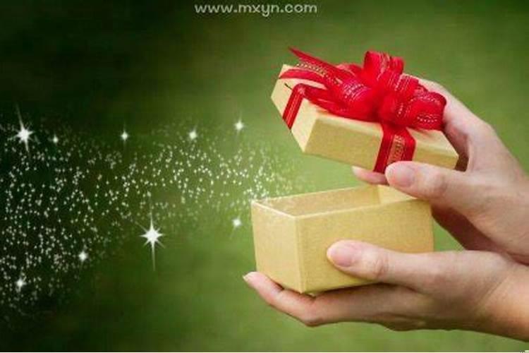 梦见出家师父送东西给我