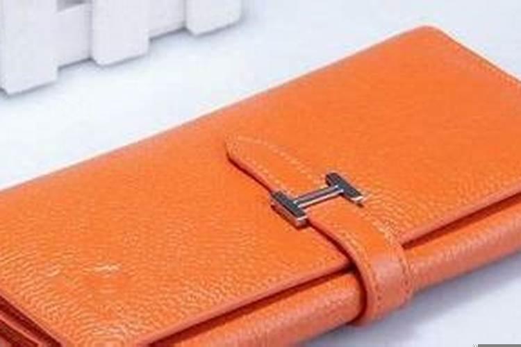 土命的人用什么颜色的钱包