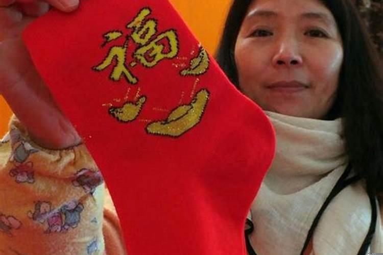 本命年要戴红色吗