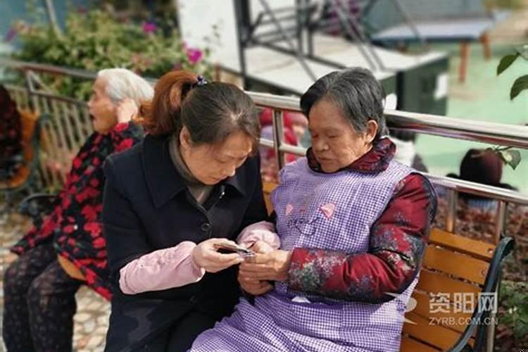 73岁送老人什么讲究最好