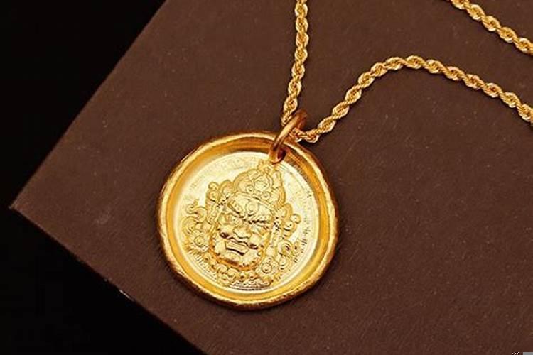 佩戴黄金财神吊坠有什么讲究