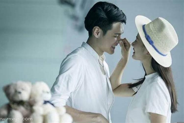 做梦梦到喜欢的人是什么预兆