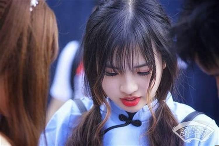 属鼠女对哪个生肖死心塌地