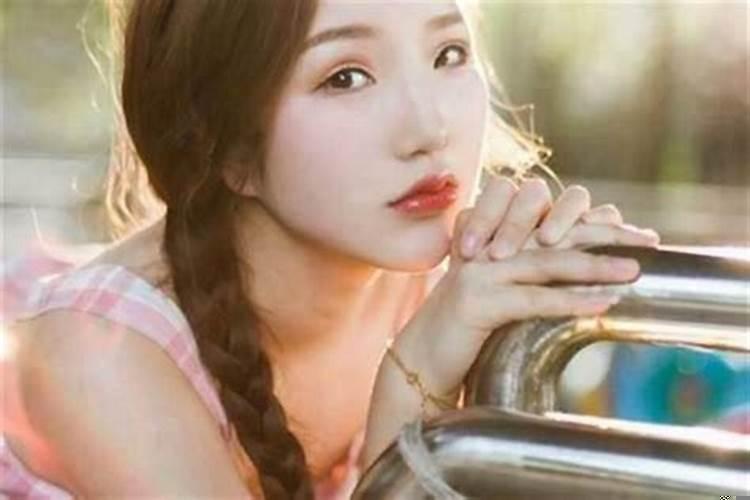 天生享福命的3个生肖女