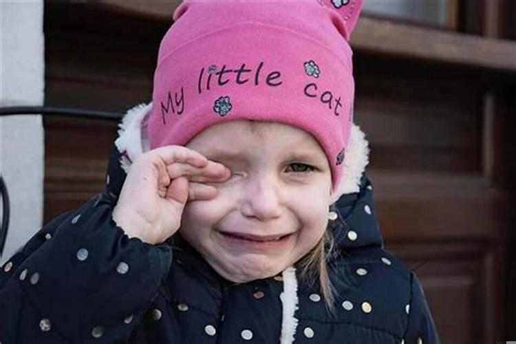 梦到小孩子死了自己大哭