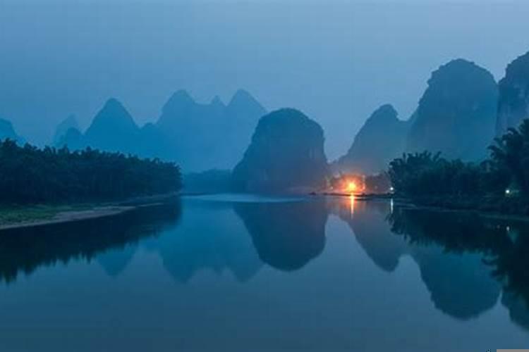 鼠爸和虎妈生什么宝宝合适