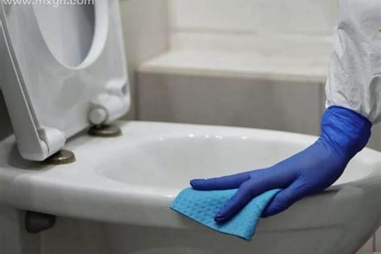 梦见马桶很脏有屎