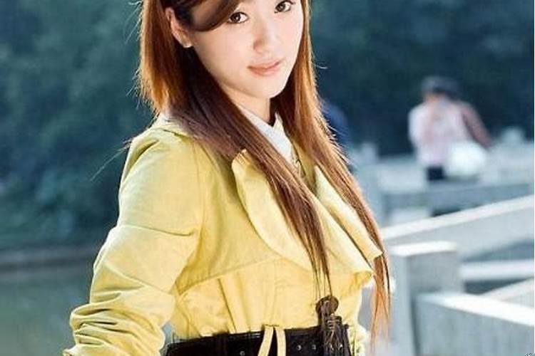 哪个星座女是校花