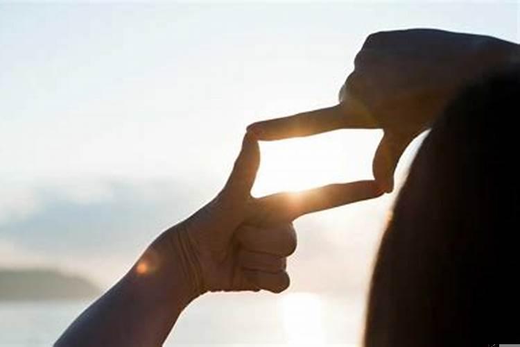 做梦梦见棺材什么预兆