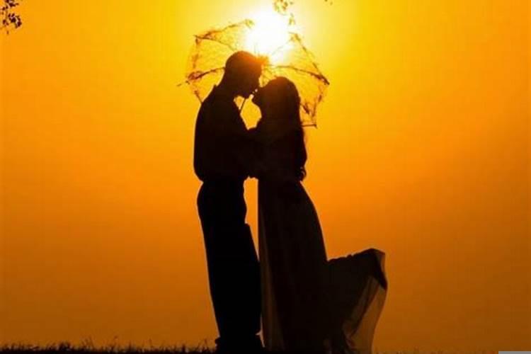 婚姻到底是什么呢，爱情?门当户对