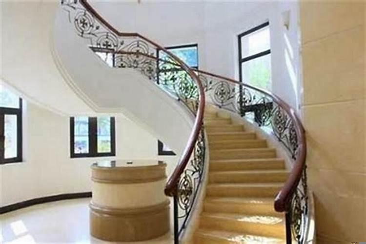 坐便器离墙距离小怎么办?