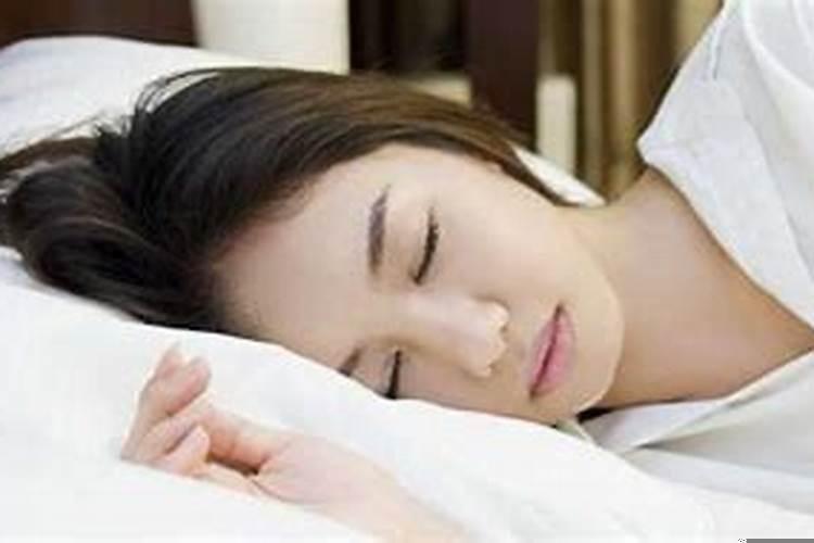 女人梦见自己拉大便什么预兆