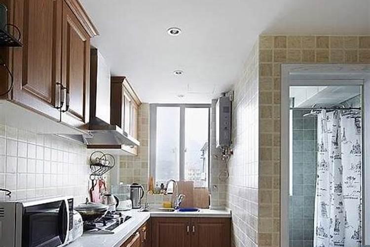 装修的卫生间和厨房