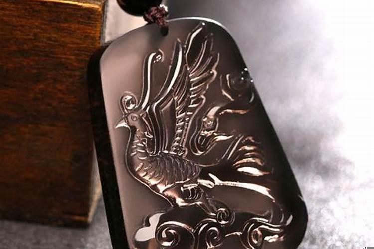 属蛇可以戴生肖蛇吊坠吗