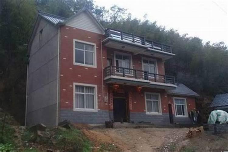 在院子中间盖房风水