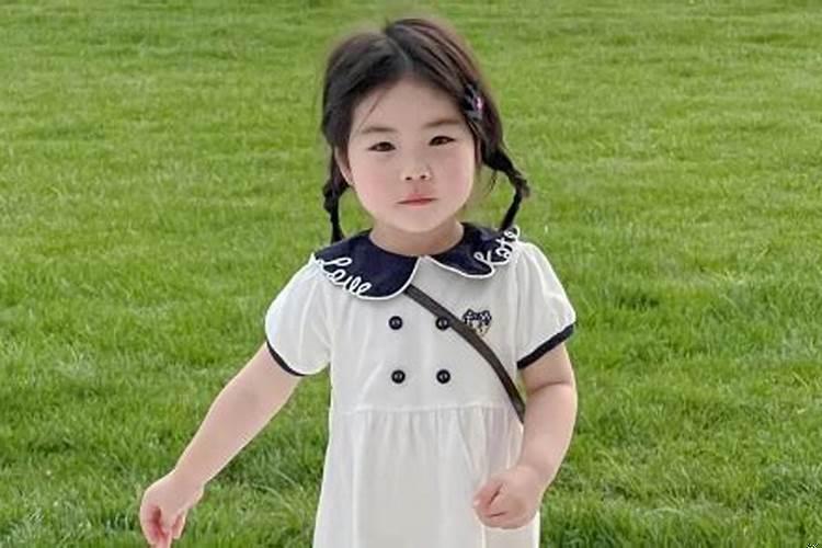 招小宝宝喜欢的女孩子