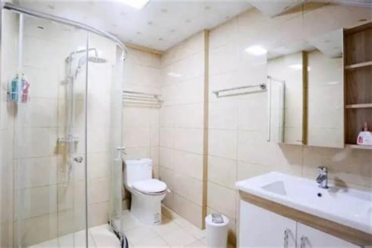 坐便器离墙距离小怎么办?