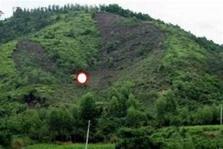 墓地长方形好吗