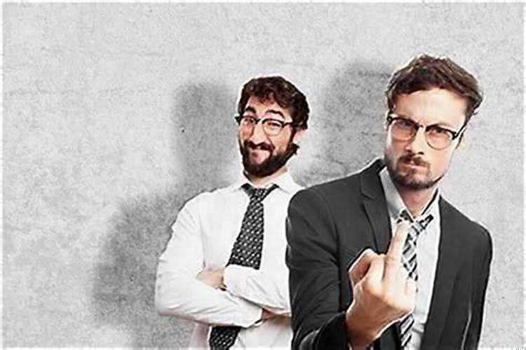 怎样识别小人，如何与小人相处!