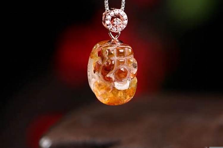 什么水晶女人戴好