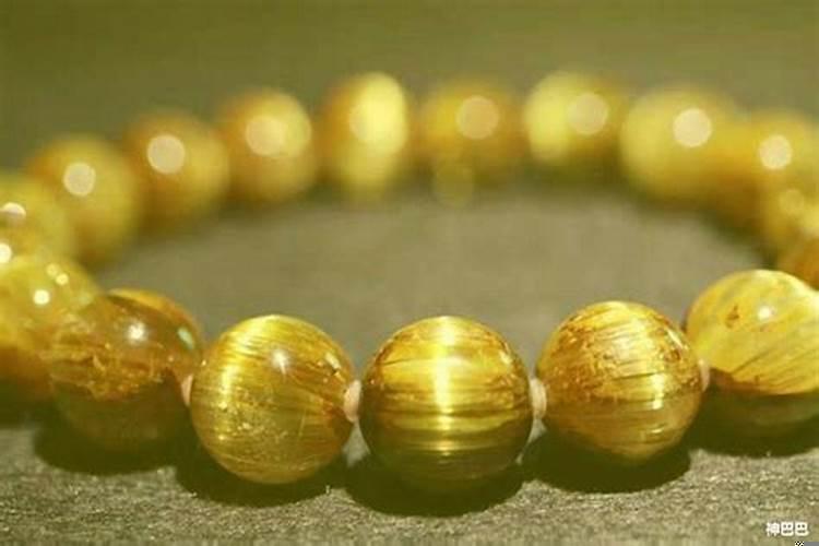 属金缺土的人戴什么最旺