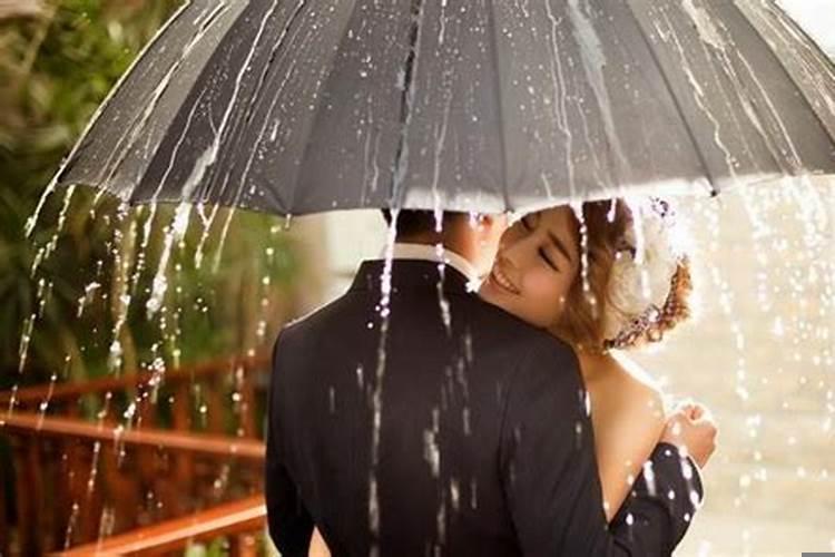 卫生间门对着卧室门好吗怎么化解方法