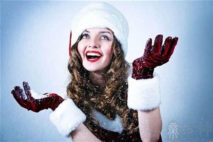 连续两天梦见墓地