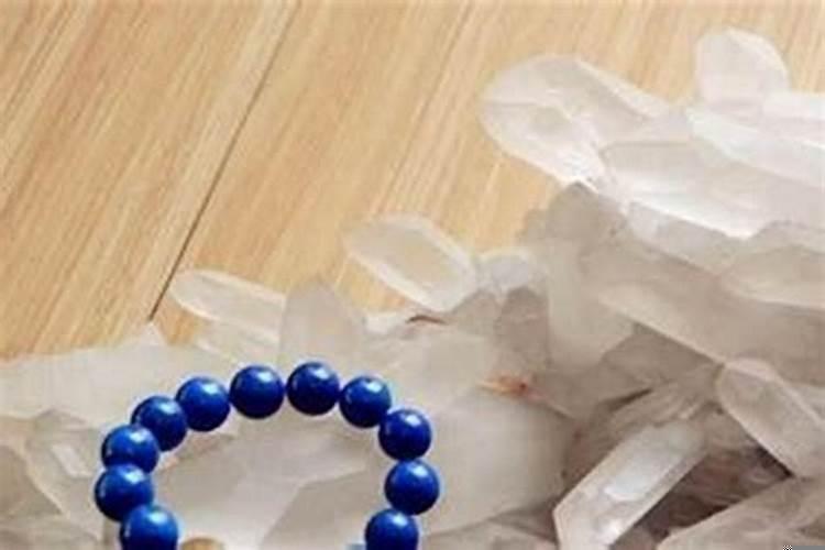 家里怎么摆放水晶改善风水