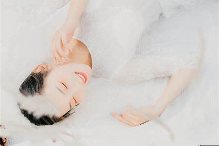 结婚回礼一般送什么