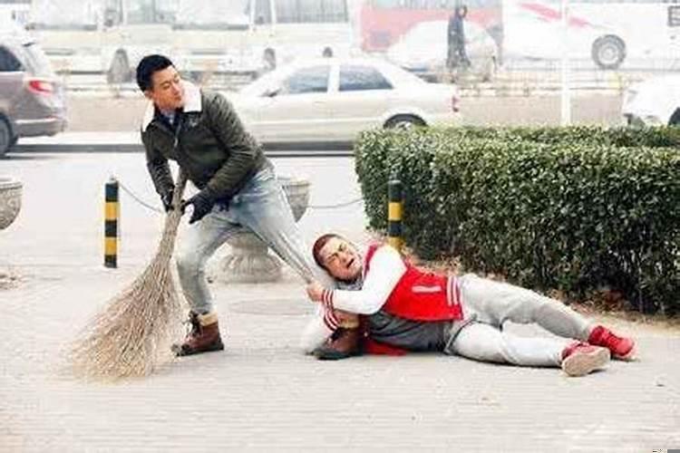 老板是小人，该怎么对付