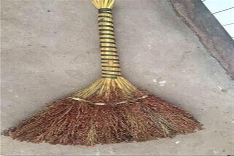 请问带什么东西辟邪