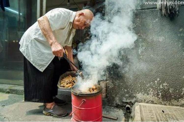 梦见家里的炉子有火