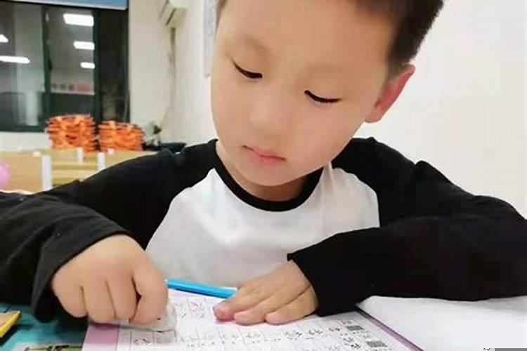 女的戴佛好不好