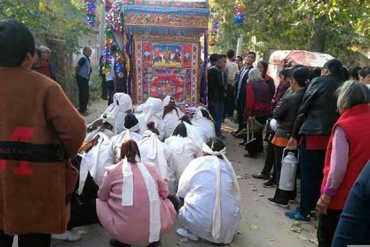 下葬时间怎么选