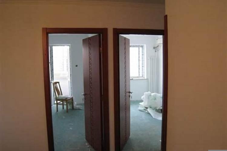 卧室装什么门好点