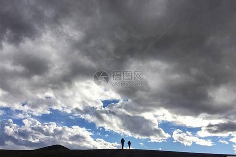 人在天地间风水在身边