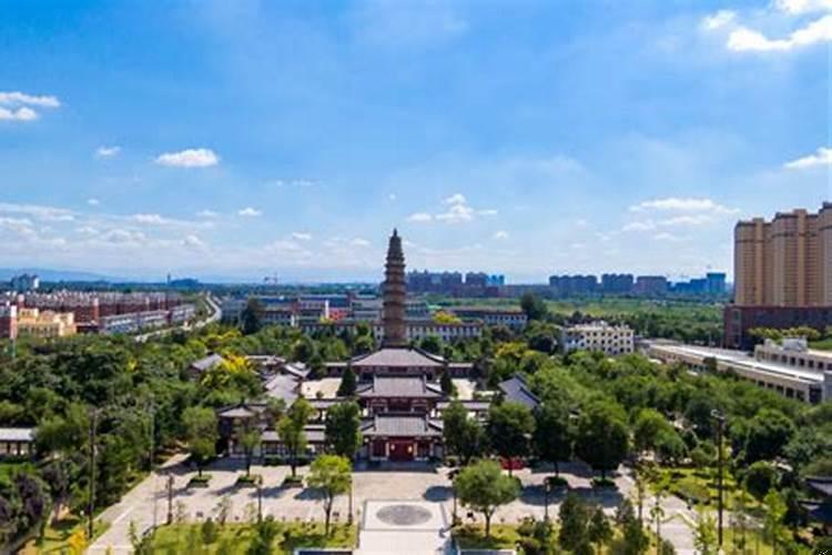 蛇进家门是怎么回事