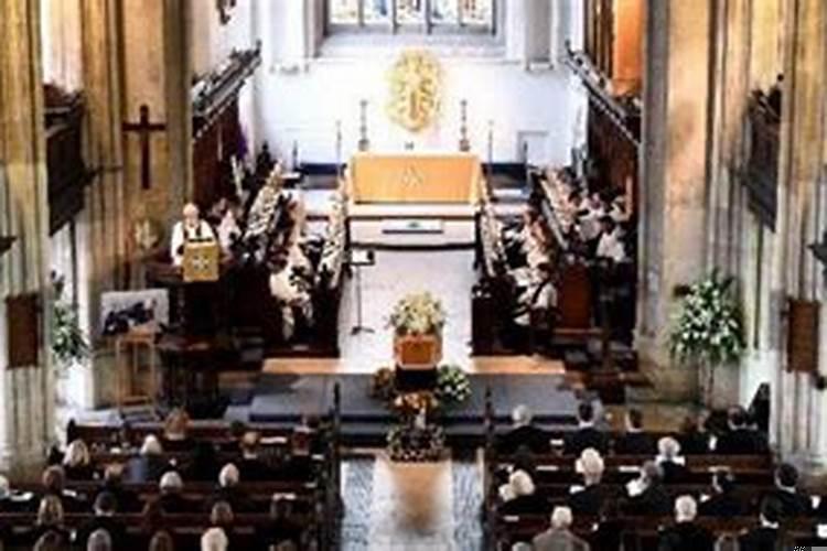 梦见参加葬礼预兆好多人全认识