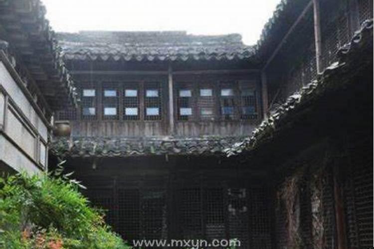 老是梦见老宅是怎么回事